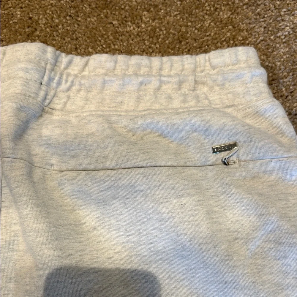 PacSun Gray Track Pants with Elastic Waistband and Tapered Legs - Picture 4 of 5